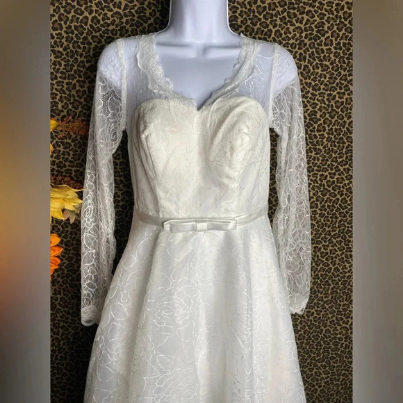 🦋B2G1🦋UNIQUE VINTAGE White 1950’s Style Madeline Wedding Bridal Dress NWT - Picture 8 of 16